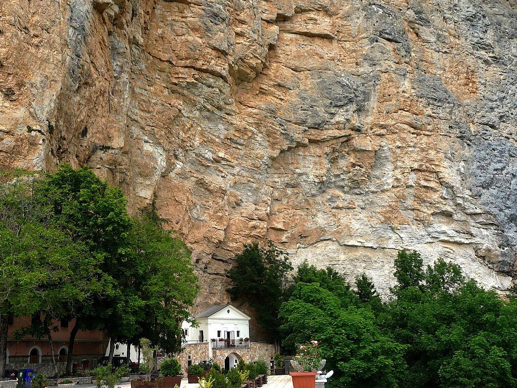santuario santissima trinità vallepietra